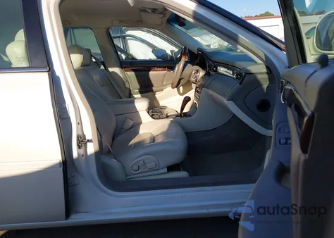 2000 Cadillac Deville Dts from USA, damaged, VIN 1G6KF5491YU330931